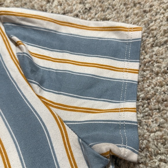 Gaze Blue and White Striped Boxy Crop T-Shirt - Picture 3 of 6